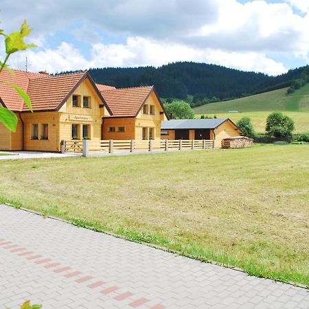 Apartmany Velké Karlovice Εξωτερικό φωτογραφία