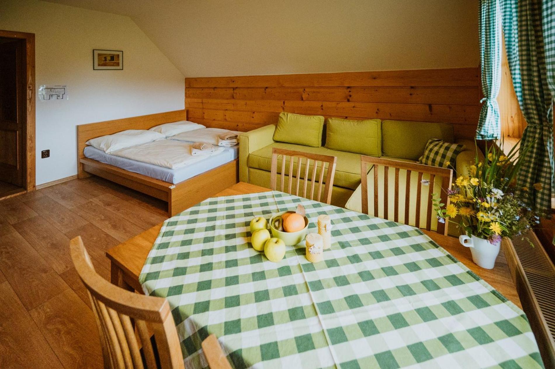 Apartmany Velké Karlovice Εξωτερικό φωτογραφία
